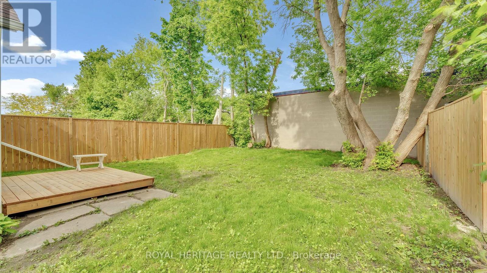 88 Aylmer Street N, Peterborough Central (South), Ontario  K9J 3J5 - Photo 46 - X12178012