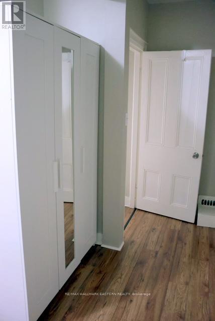 310 Edinburgh Street, Peterborough Central (North), Ontario  K9H 3E8 - Photo 6 - X12178022