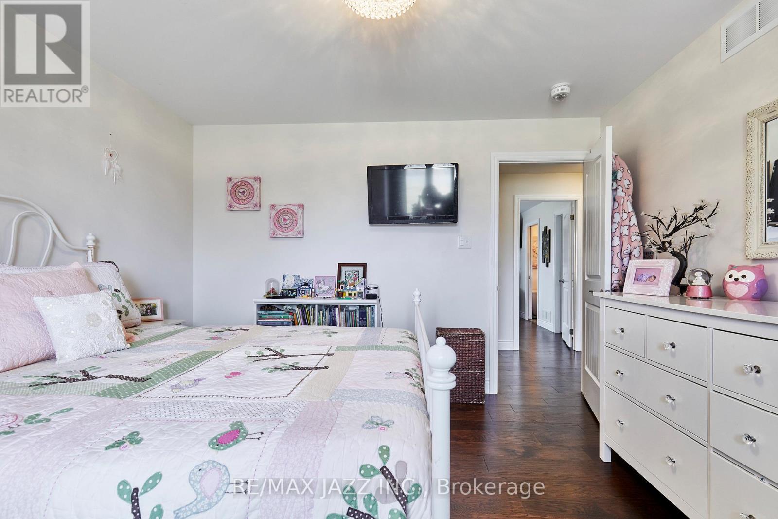 137 Sharpe Line, Cavan Monaghan (Cavan Twp), Ontario  L0A 1C0 - Photo 27 - X12178111