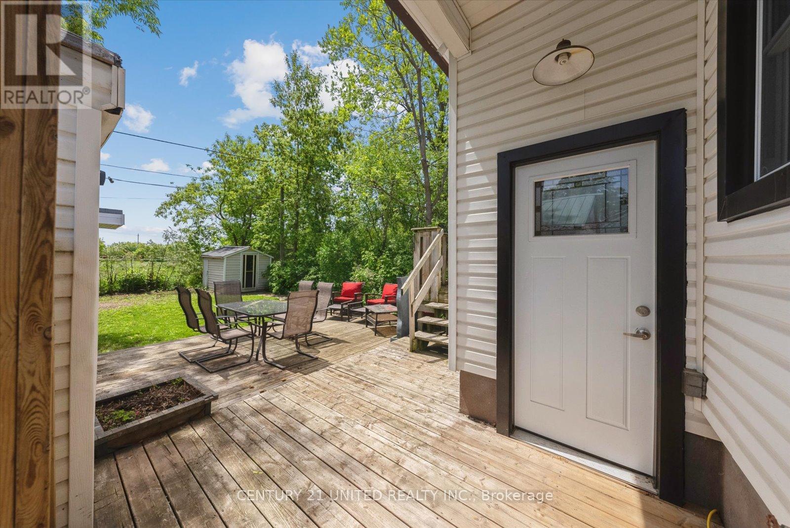 743 St Marys Street, Peterborough Central (South), Ontario  K9J 4H1 - Photo 44 - X12178487