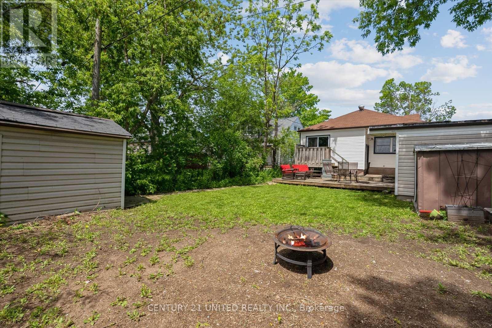 743 St Marys Street, Peterborough Central (South), Ontario  K9J 4H1 - Photo 49 - X12178487