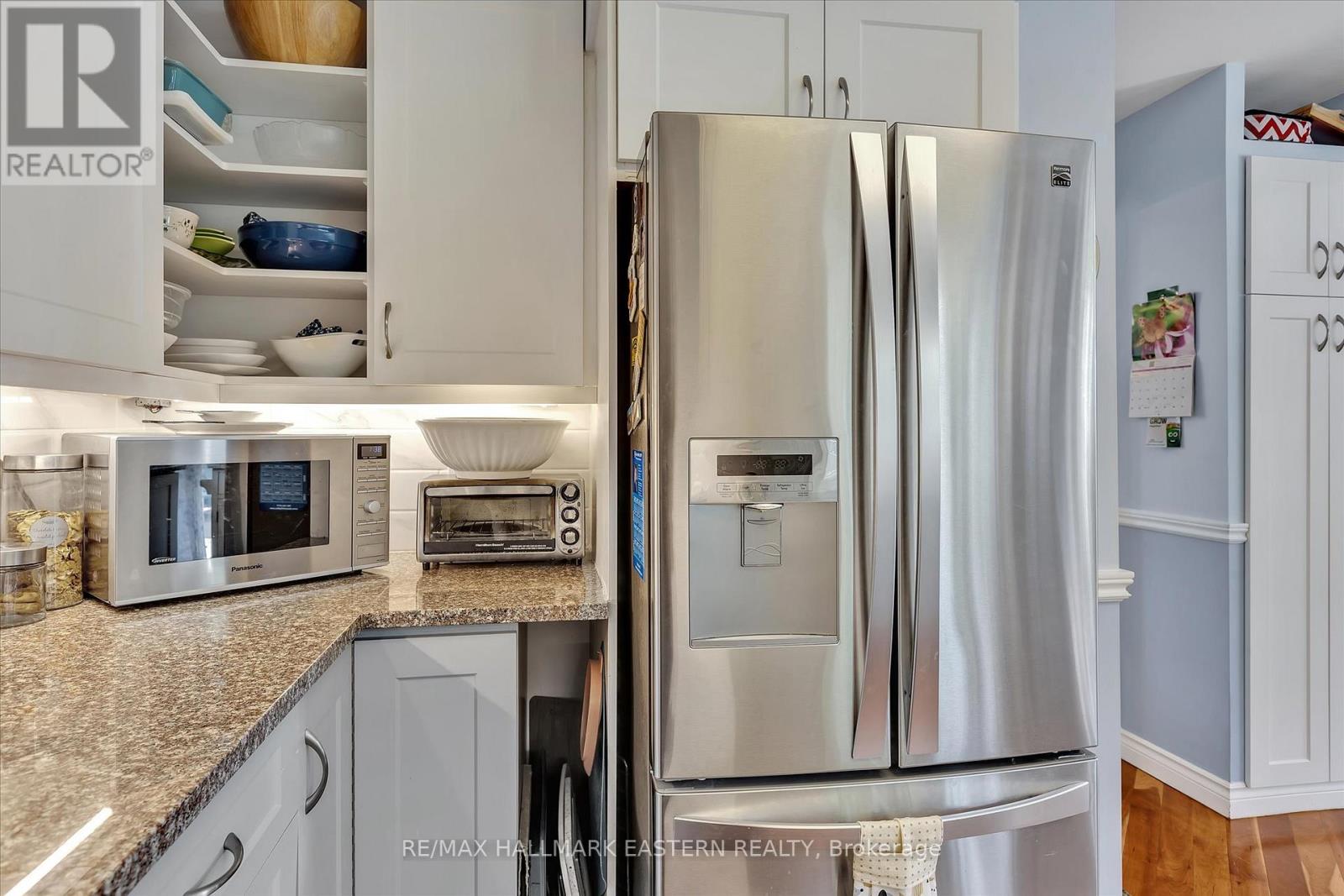 959 Golfview Road, Peterborough West (Central), Ontario  K9J 7W2 - Photo 10 - X12178659