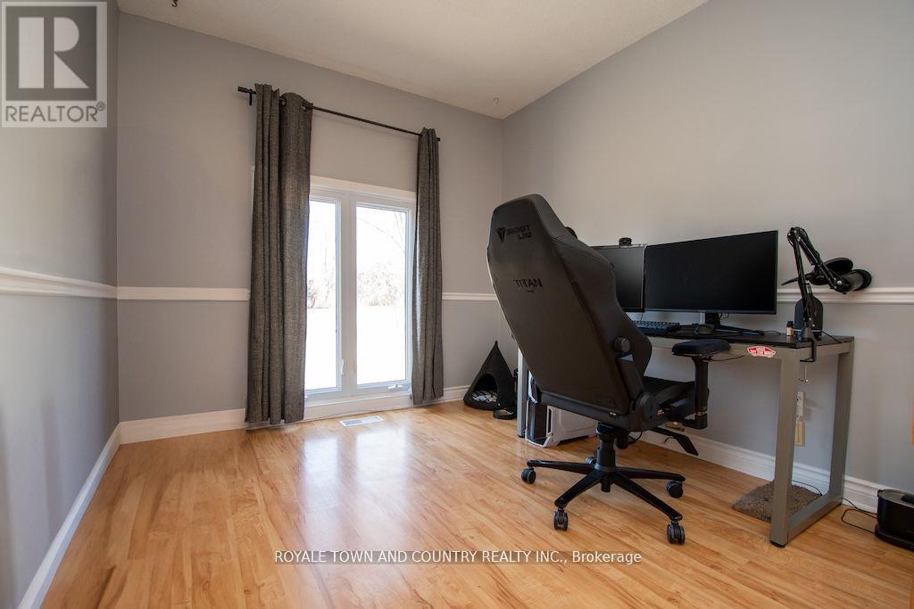 19 Tracey's Hill Road, Kawartha Lakes (Ops), Ontario  K9V 4R5 - Photo 23 - X12178740