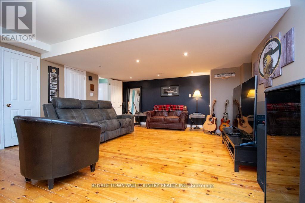 19 Tracey's Hill Road, Kawartha Lakes (Ops), Ontario  K9V 4R5 - Photo 35 - X12178740