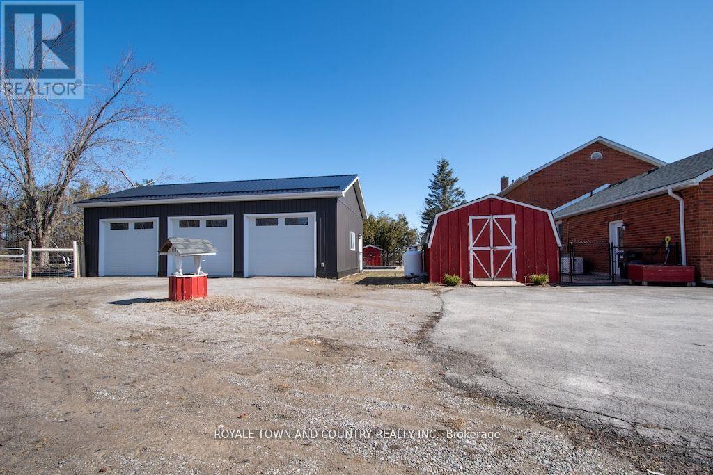 19 Tracey's Hill Road, Kawartha Lakes (Ops), Ontario  K9V 4R5 - Photo 4 - X12178740