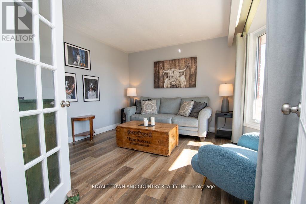 19 Tracey's Hill Road, Kawartha Lakes (Ops), Ontario  K9V 4R5 - Photo 6 - X12178740