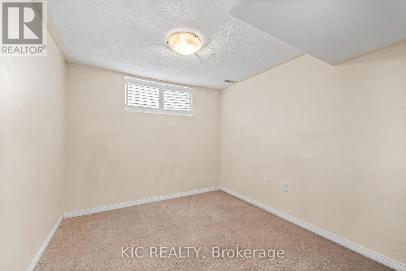 574 Clancy Crescent, Peterborough West (South), Ontario  K9K 2S2 - Photo 34 - X12178886