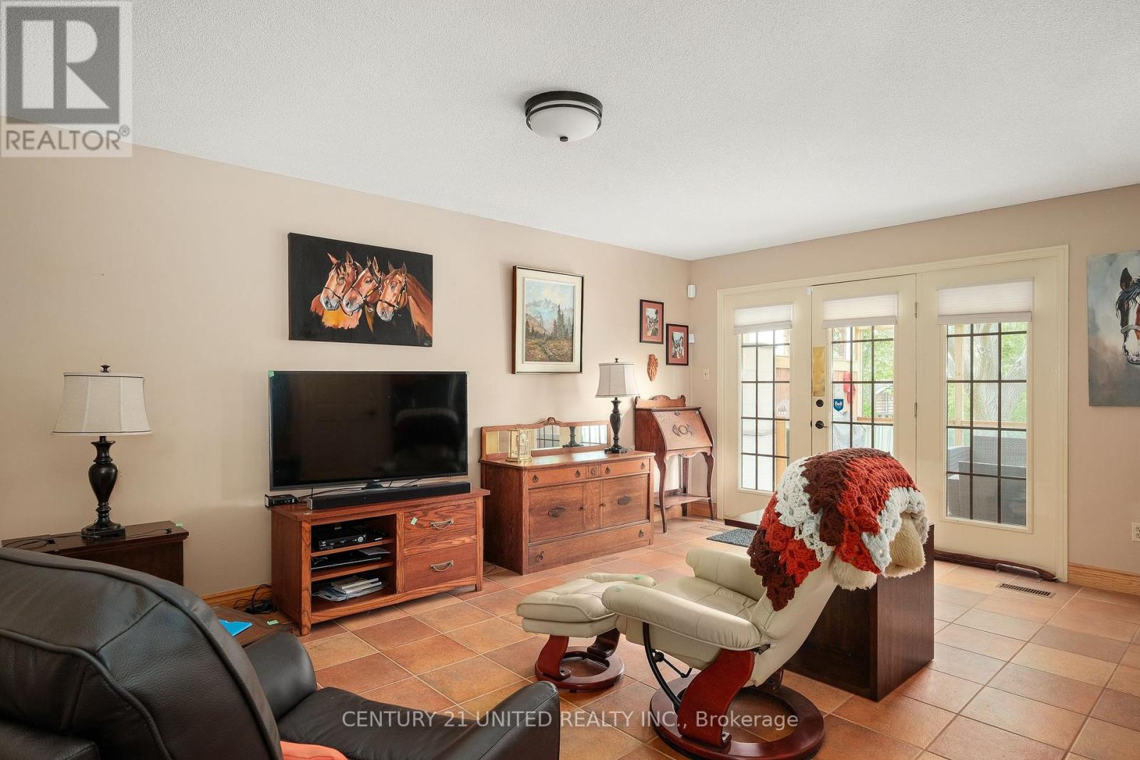 1890 Cherryhill Road, Peterborough West (Central), Ontario  K9K 2E3 - Photo 12 - X12178957