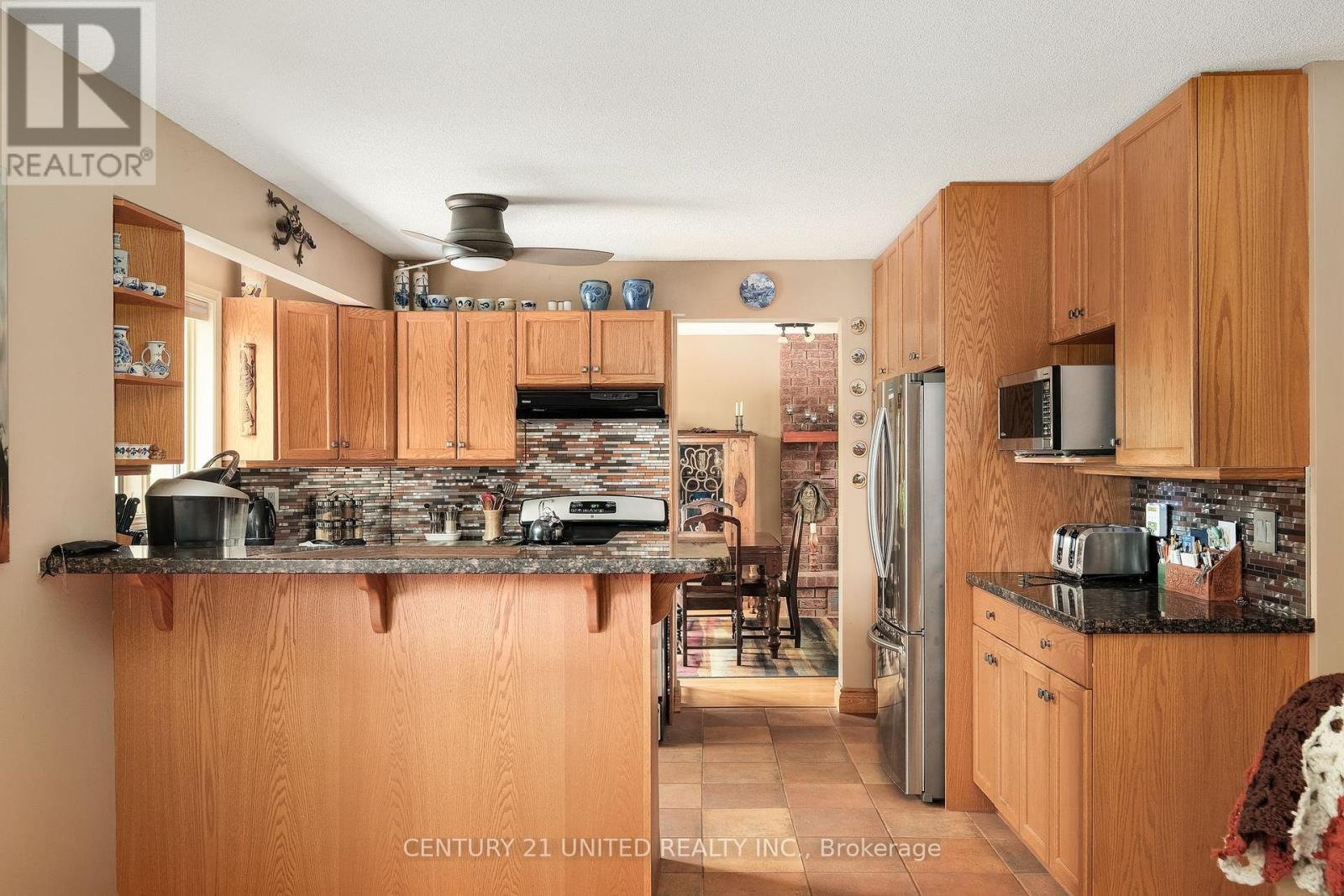 1890 Cherryhill Road, Peterborough West (Central), Ontario  K9K 2E3 - Photo 8 - X12178957