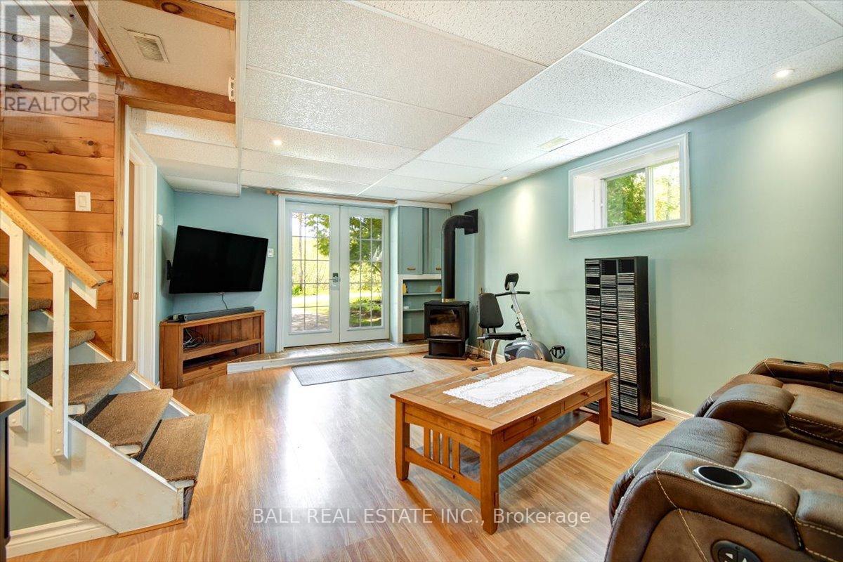 391 Pine Drive, Bancroft, Ontario  K0L 1C0 - Photo 16 - X12179077