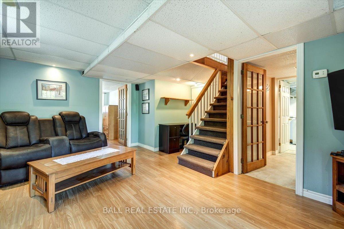 391 Pine Drive, Bancroft, Ontario  K0L 1C0 - Photo 17 - X12179077