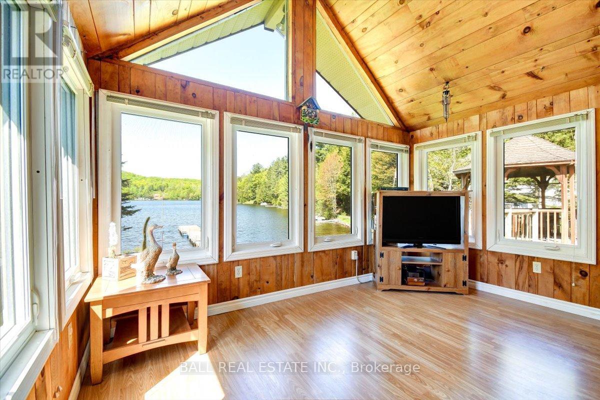 391 Pine Drive, Bancroft, Ontario  K0L 1C0 - Photo 9 - X12179077