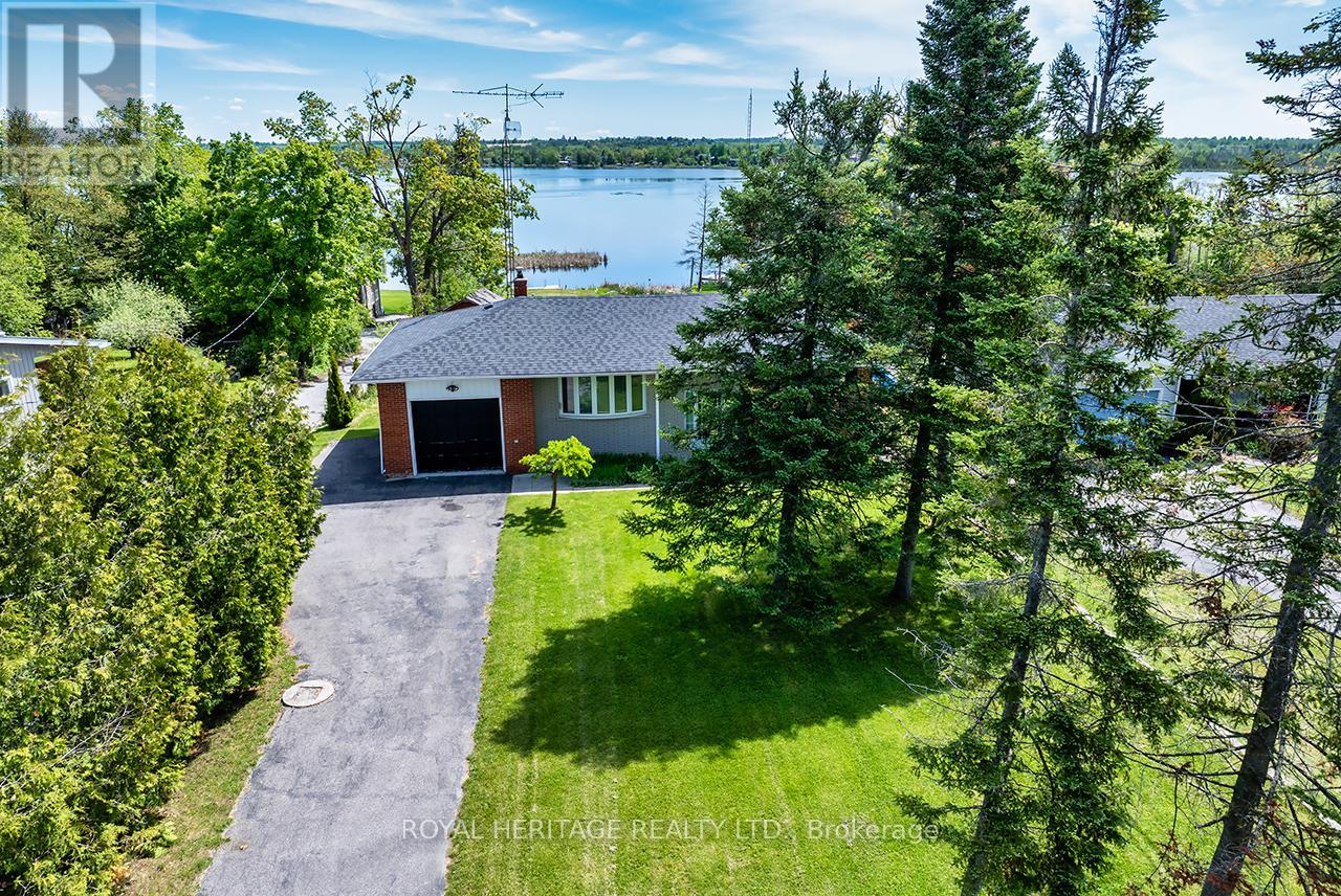28 Butternut Drive, Kawartha Lakes (Fenelon), Ontario  K9V 4R1 - Photo 3 - X12178928
