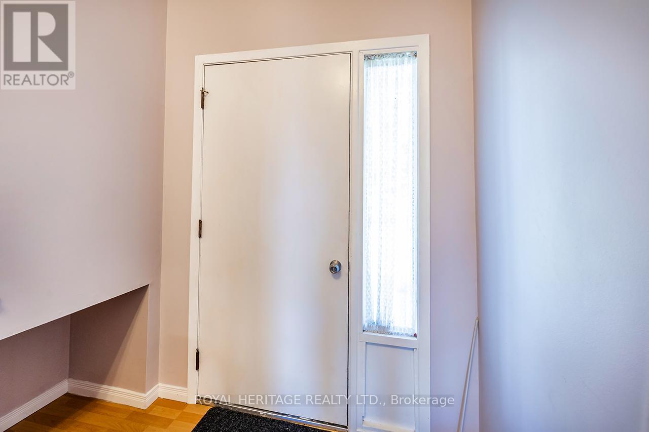 28 Butternut Drive, Kawartha Lakes (Fenelon), Ontario  K9V 4R1 - Photo 46 - X12178928