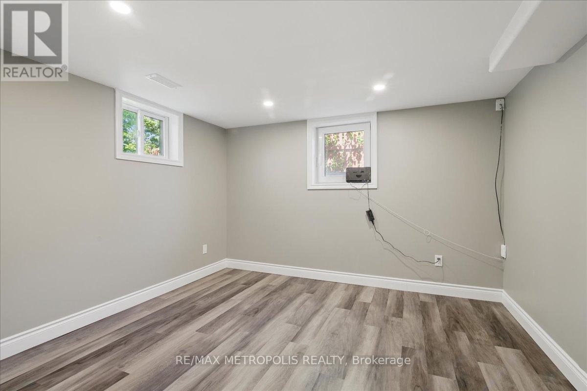 Bsmt - 1020 Brewer Street, Peterborough (Otonabee), Ontario  K9J 5B4 - Photo 15 - X12179064