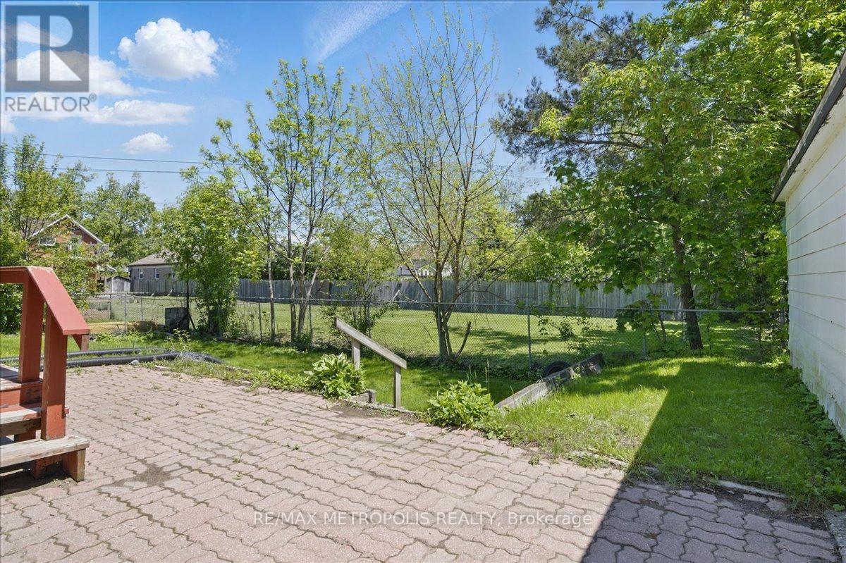 Bsmt - 1020 Brewer Street, Peterborough (Otonabee), Ontario  K9J 5B4 - Photo 4 - X12179064