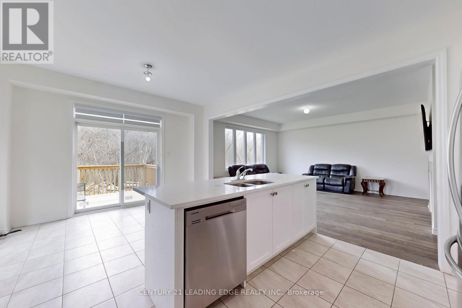 630 Lemay Grove, Peterborough North (North), Ontario  K9K 0G9 - Photo 18 - X12179072