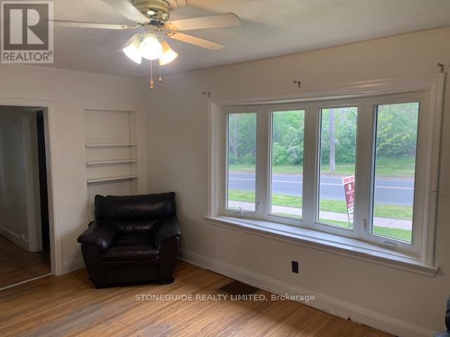 724 Fairbairn Street, Peterborough North (South), Ontario  K9H 6B6 - Photo 2 - X12179432