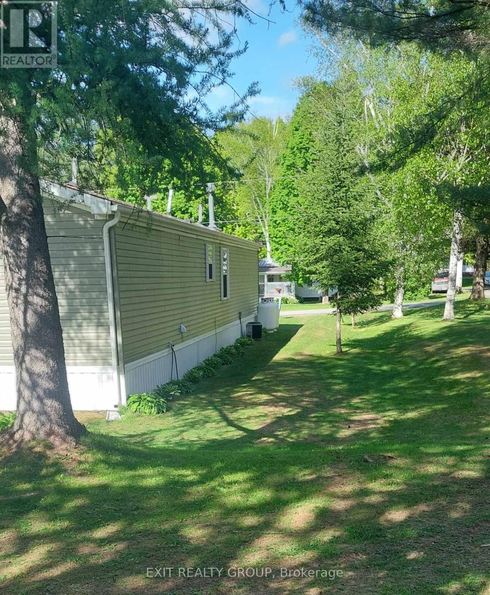 96 Sama Park Road, Havelock-Belmont-Methuen (Belmont-Methuen), Ontario  K0L 1Z0 - Photo 5 - X12179550