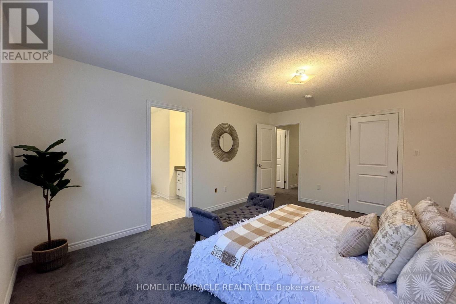 916 Bamford Terrace, Peterborough North (North), Ontario  K9K 0G3 - Photo 13 - X12179413