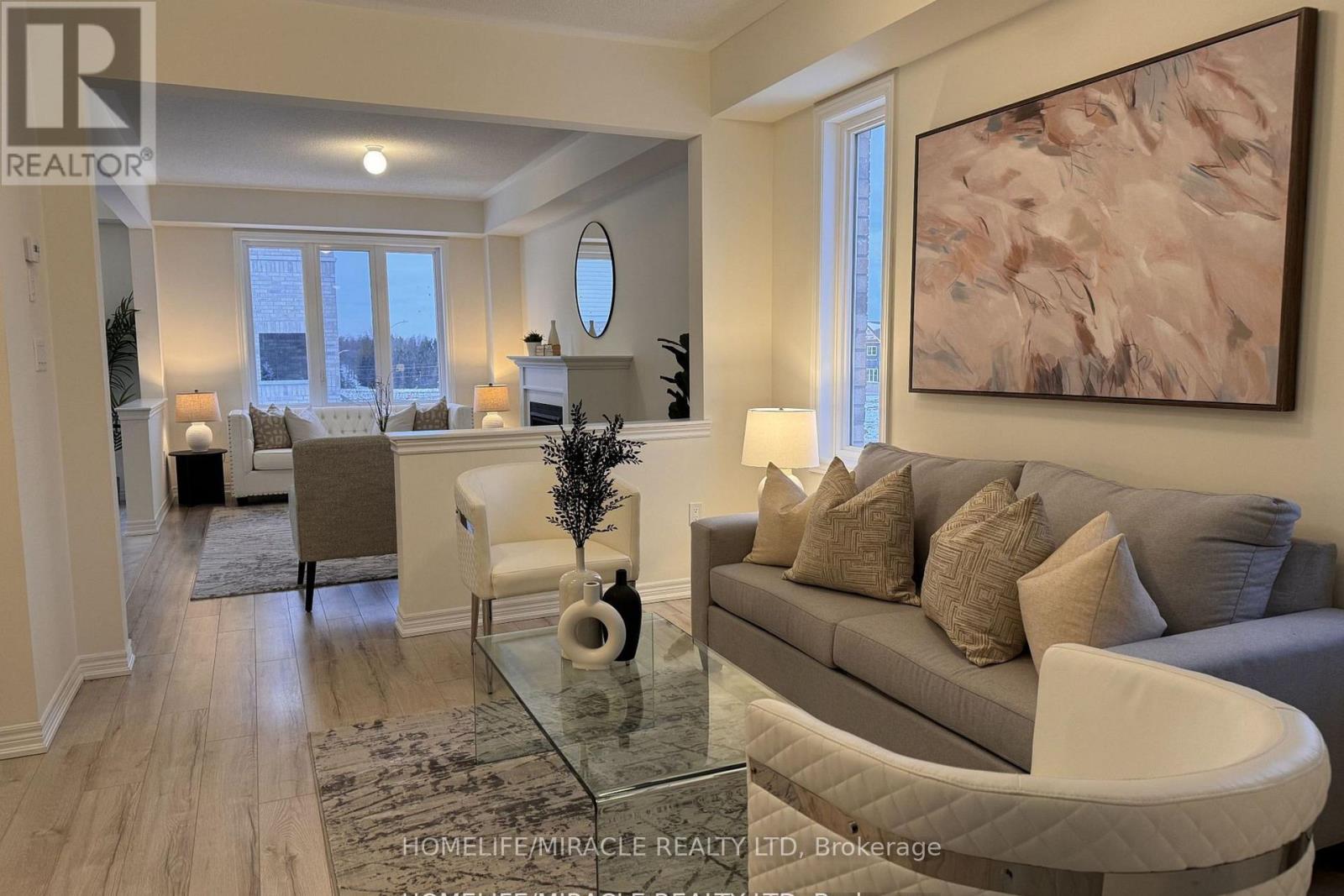 916 Bamford Terrace, Peterborough North (North), Ontario  K9K 0G3 - Photo 3 - X12179413