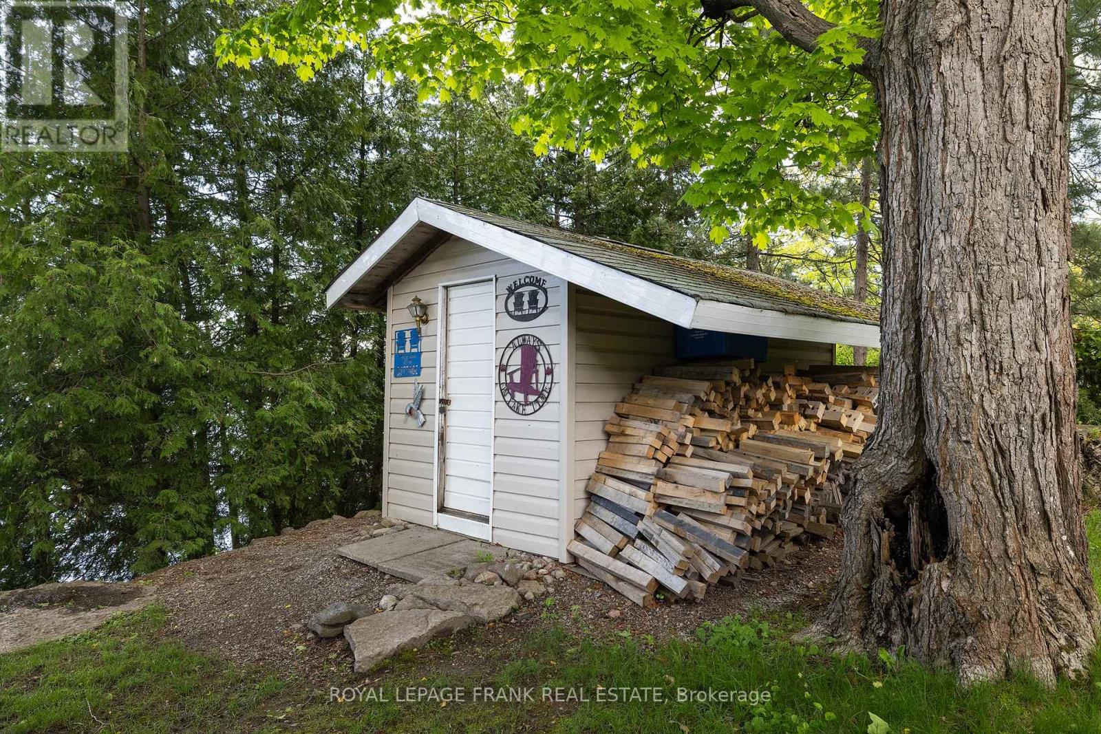 26 Fire Route 60, Trent Lakes, Ontario  K0L 1J0 - Photo 24 - X12179783