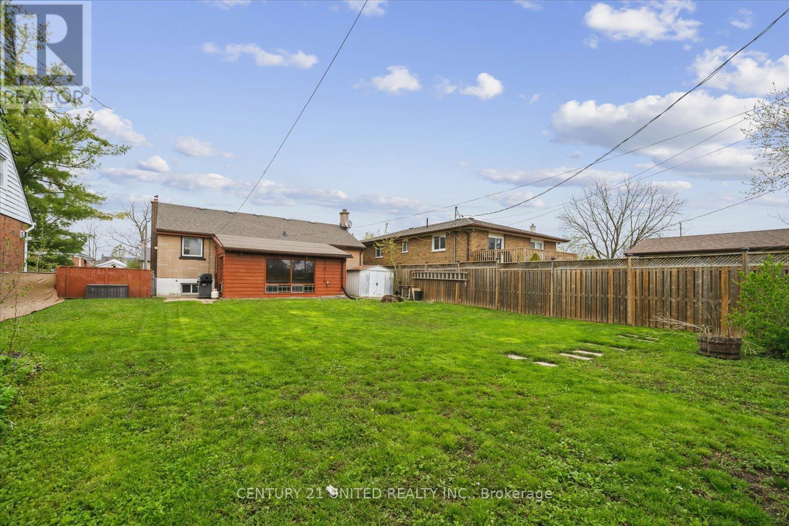627 Bellaire Street, Peterborough South (West), Ontario  K9J 3Y5 - Photo 47 - X12179874