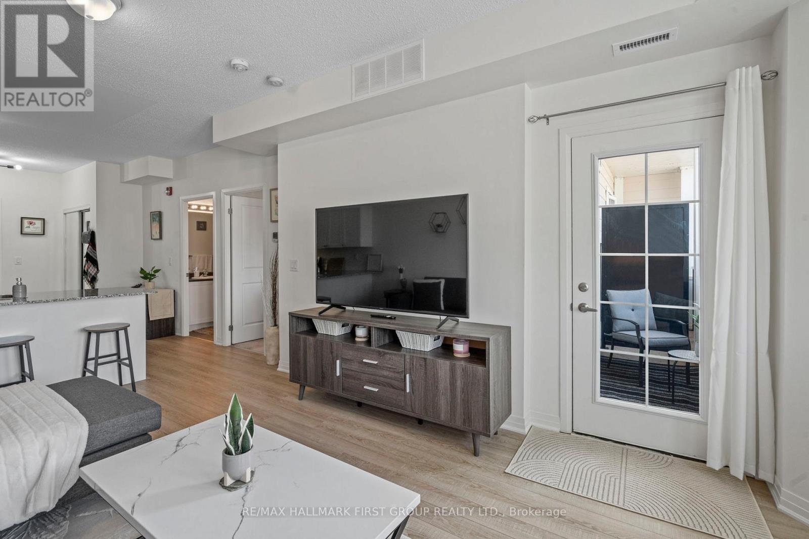 201 - 70 Shipway Avenue, Clarington (Newcastle), Ontario  L1B 0V7 - Photo 13 - E12180599