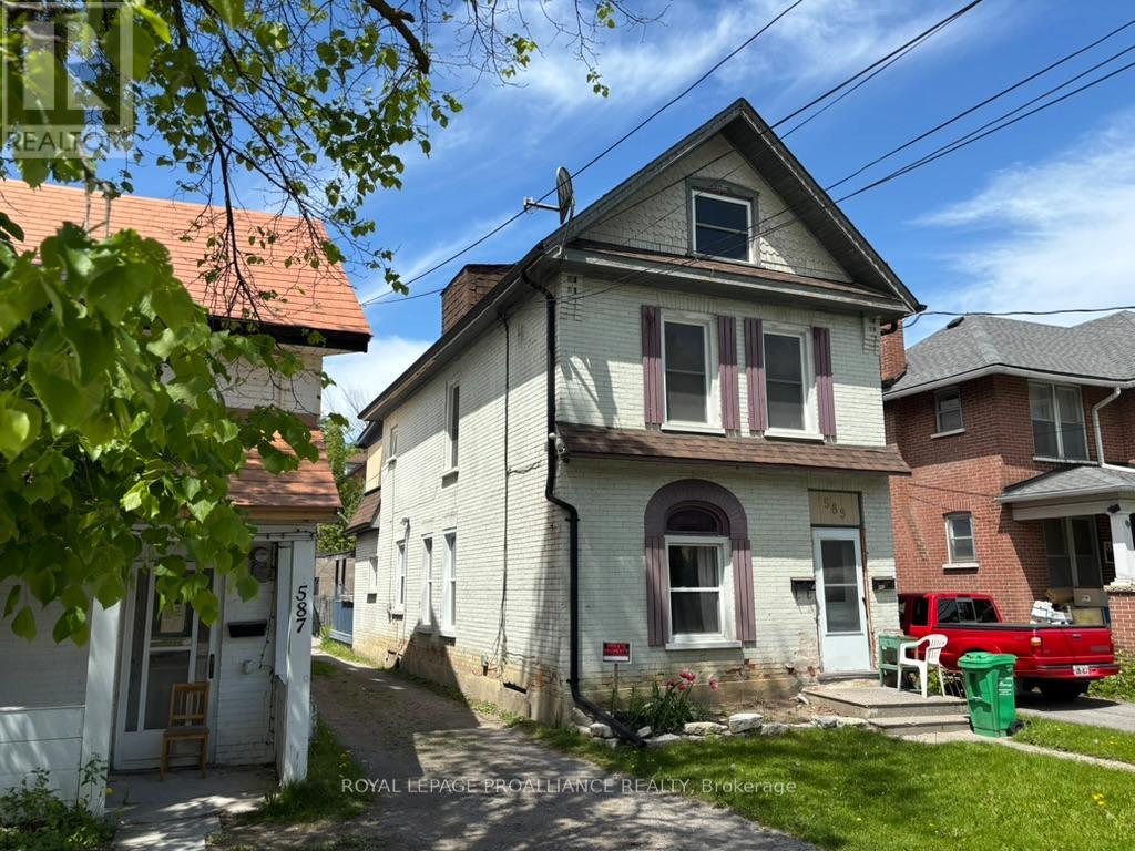 589 Aylmer Street N, Peterborough Central (North), Ontario  K9H 3W8 - Photo 2 - X12180688