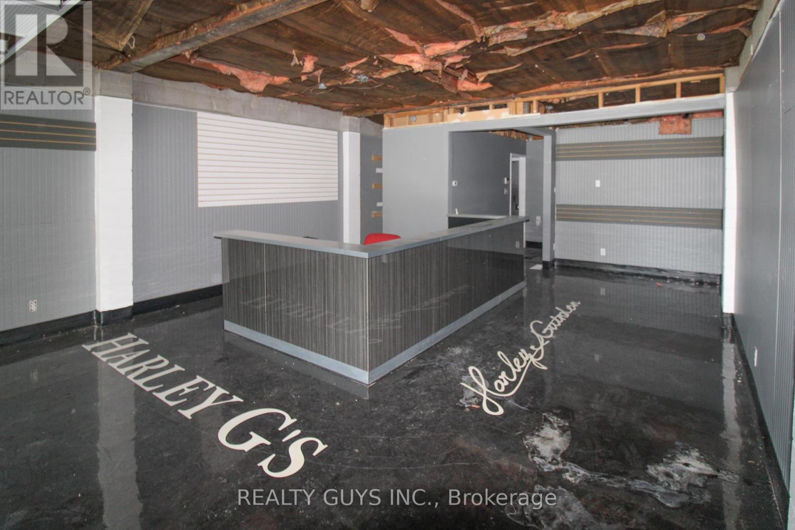 27 William Street N, Kawartha Lakes (Lindsay), Ontario  K9V 3Z9 - Photo 11 - X12180735