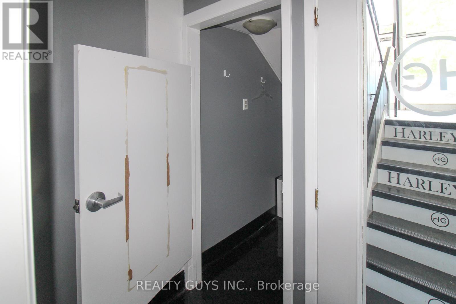 27 William Street N, Kawartha Lakes (Lindsay), Ontario  K9V 3Z9 - Photo 19 - X12180735