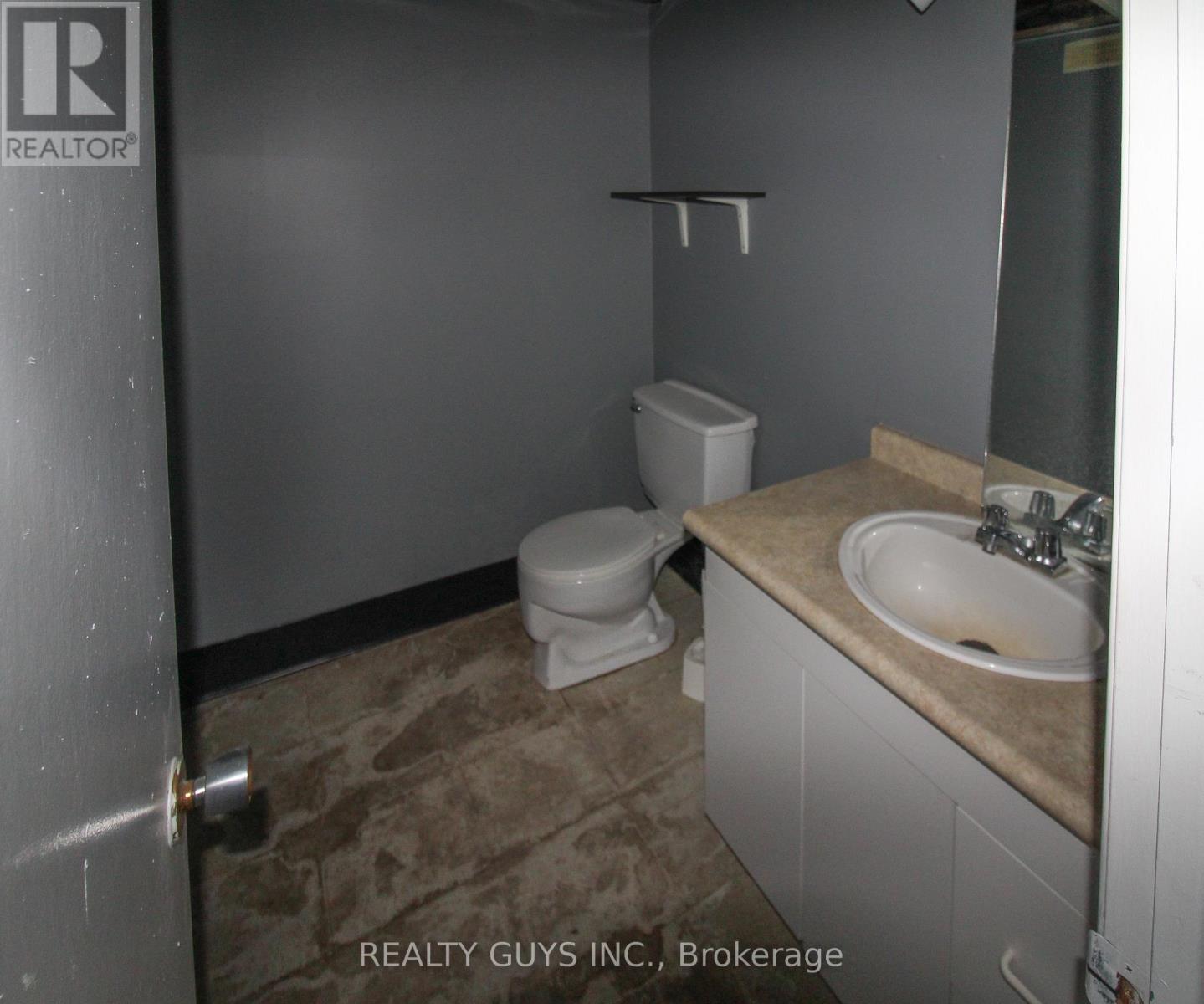 27 William Street N, Kawartha Lakes (Lindsay), Ontario  K9V 3Z9 - Photo 25 - X12180735