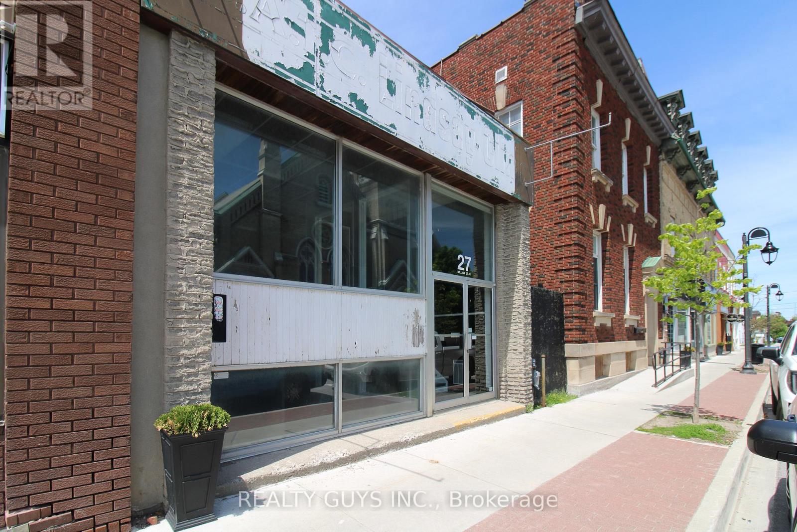 27 William Street N, Kawartha Lakes (Lindsay), Ontario  K9V 3Z9 - Photo 3 - X12180735