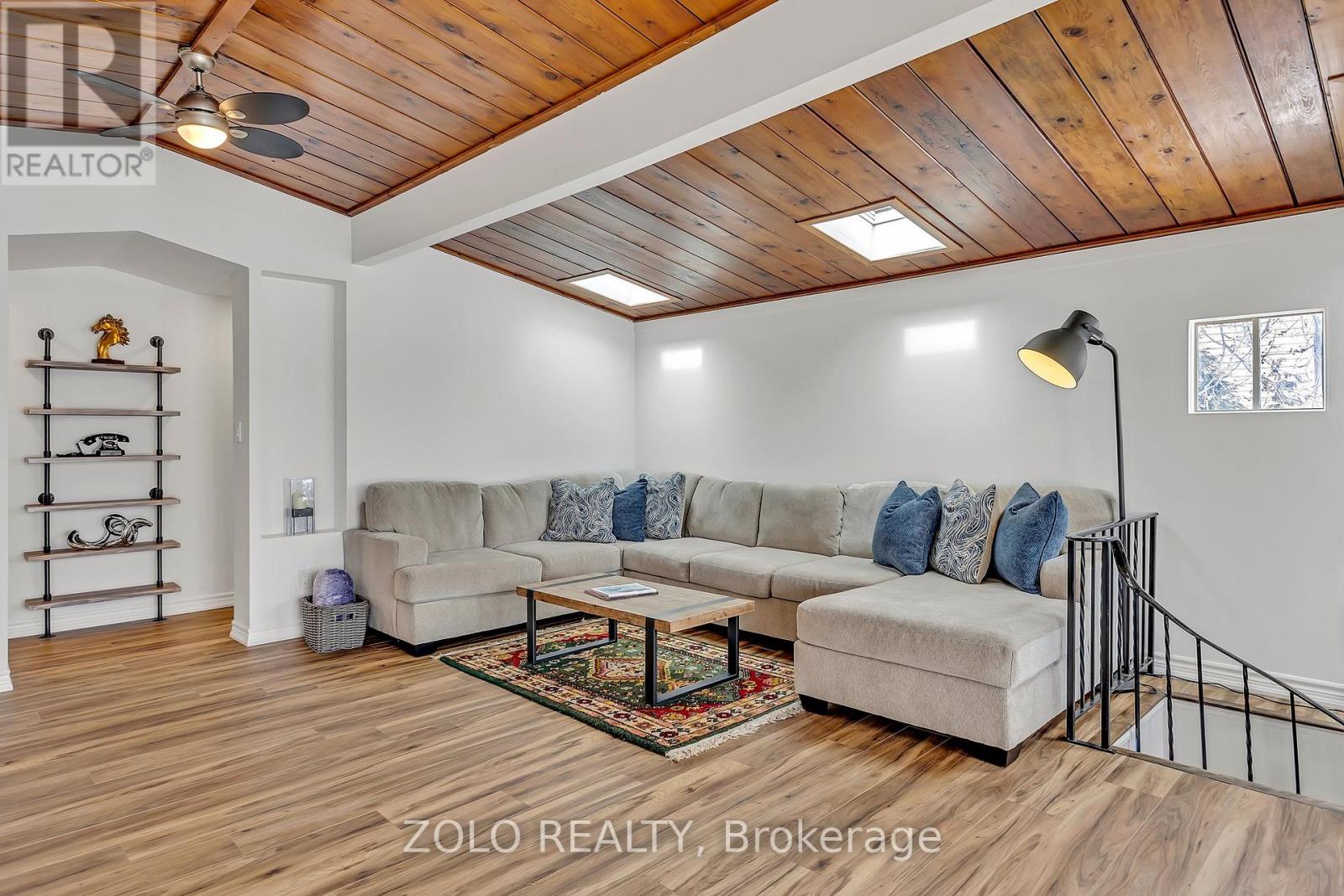 12 Bayview Drive, Kawartha Lakes (Emily), Ontario  K9J 6X3 - Photo 11 - X12180636