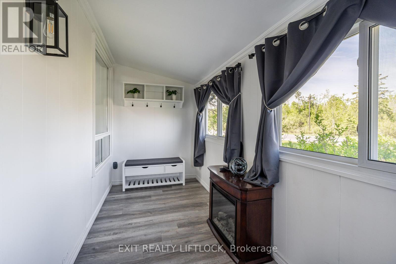 1301 County Rd 28, Otonabee-South Monaghan, Ontario  K0L 1V0 - Photo 4 - X12180783