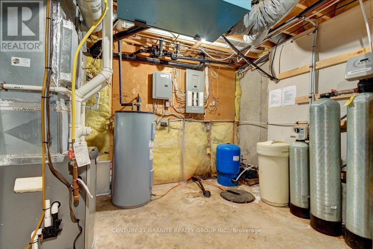 81 Macrae Lane, Hastings Highlands (Monteagle Ward), Ontario  K0L 2S0 - Photo 29 - X12180811