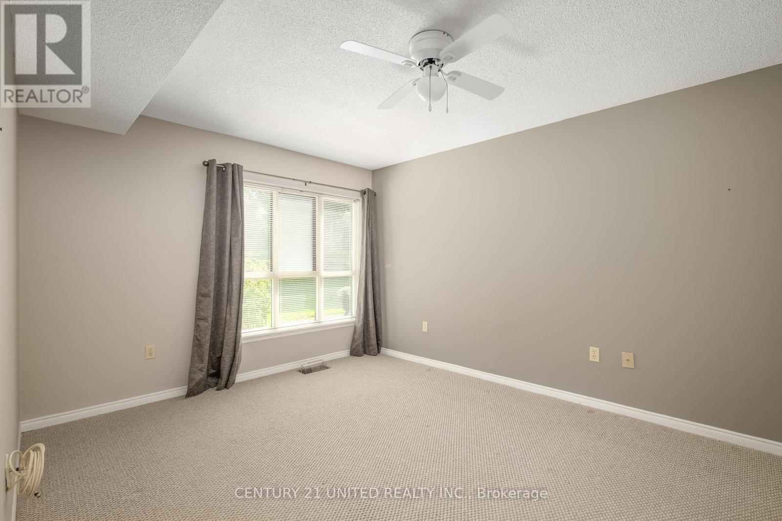 102 - 921 Armour Road, Peterborough East (North), Ontario  K9H 7K5 - Photo 17 - X12180881
