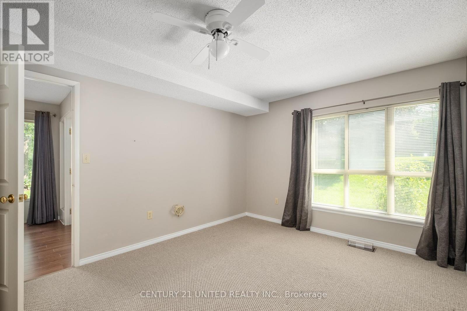 102 - 921 Armour Road, Peterborough East (North), Ontario  K9H 7K5 - Photo 18 - X12180881