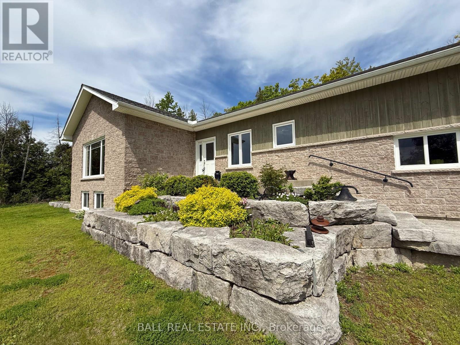 4267 County Road 32, Douro-Dummer, Ontario  K0L 2H0 - Photo 40 - X12181026