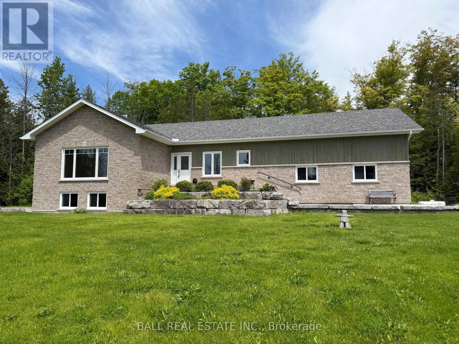 4267 County Road 32, Douro-Dummer, Ontario  K0L 2H0 - Photo 9 - X12181026