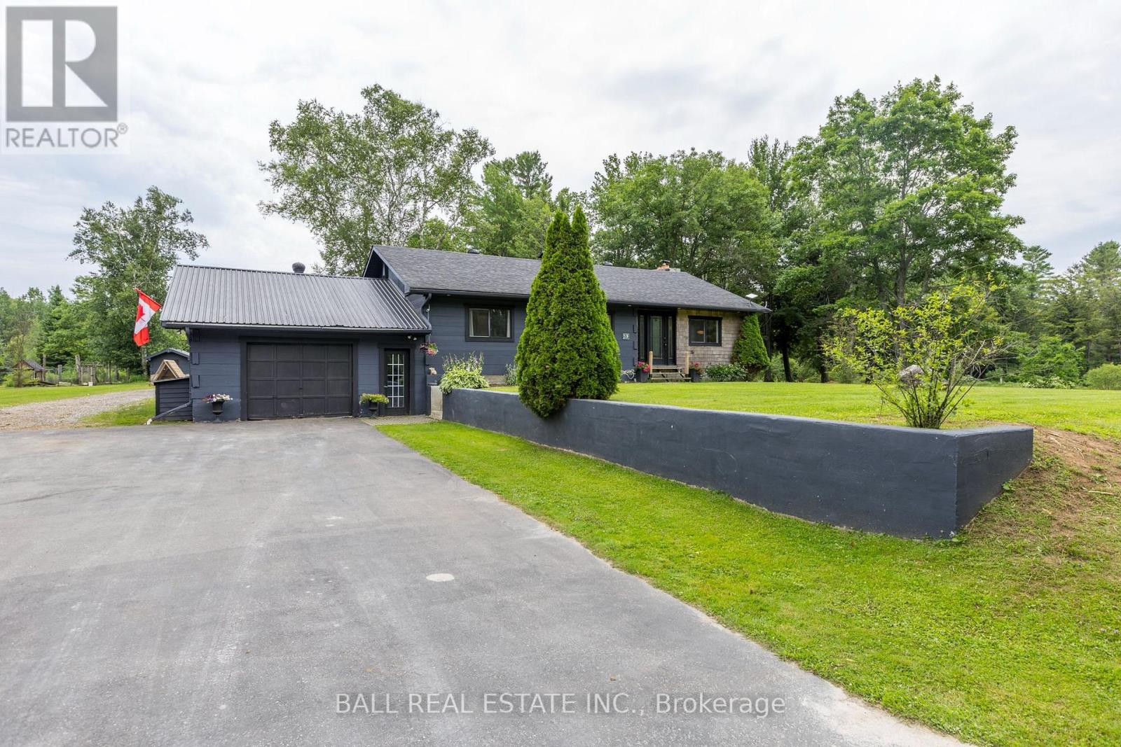 59 Trotters Road, North Kawartha, Ontario  K0L 1A0 - Photo 4 - X12181049