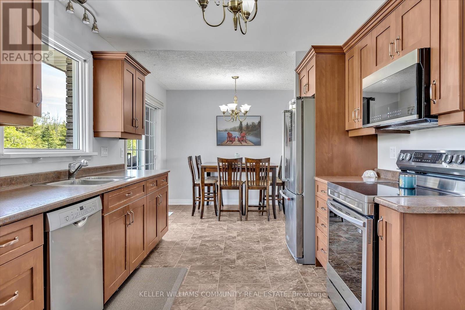 1634 Hayes Line, R.r. #2, Kawartha Lakes (Emily), Ontario  L0A 1C0 - Photo 11 - X12181322