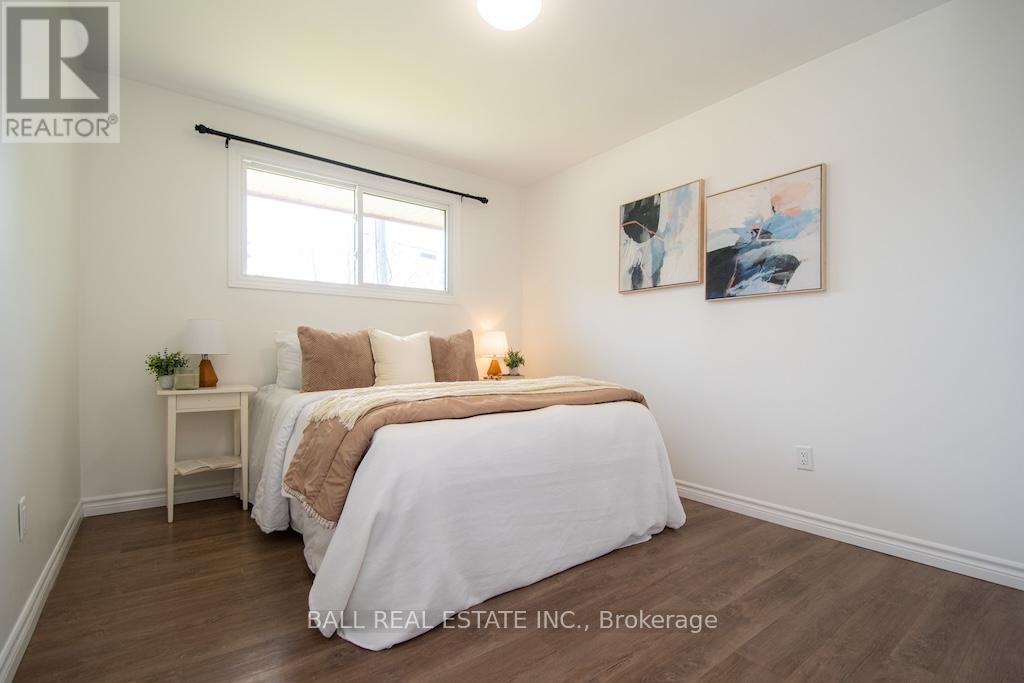 286 Sunset Boulevard, Peterborough North (North), Ontario  K9H 5L3 - Photo 13 - X12181365