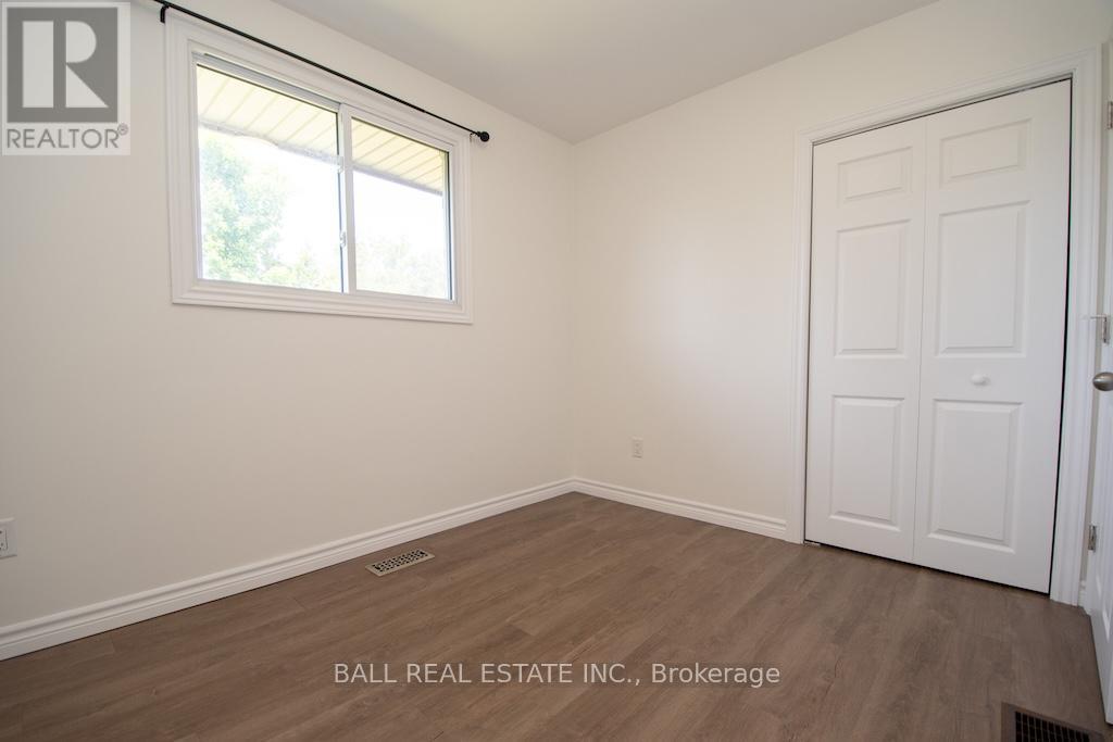 286 Sunset Boulevard, Peterborough North (North), Ontario  K9H 5L3 - Photo 17 - X12181365