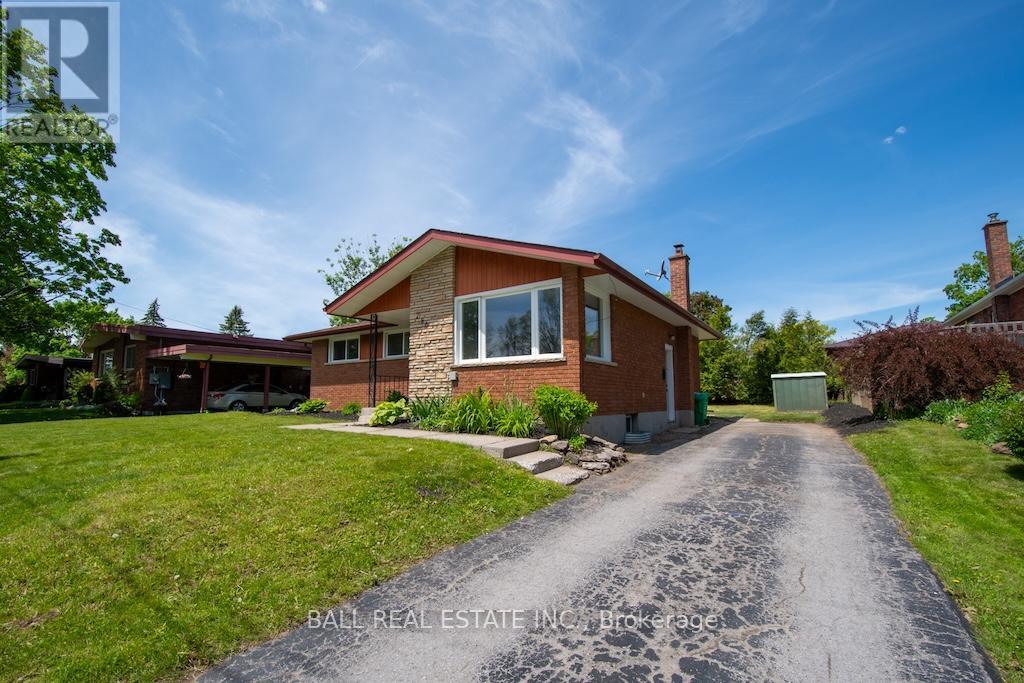 286 Sunset Boulevard, Peterborough North (North), Ontario  K9H 5L3 - Photo 38 - X12181365