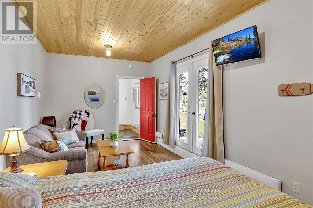 2151 Little Chipmunk Road, Douro-Dummer, Ontario  K0L 2H0 - Photo 26 - X12181469