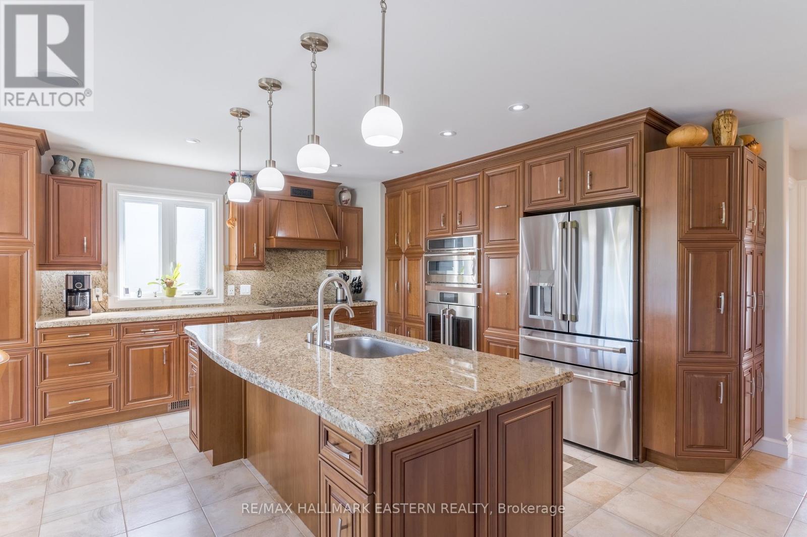 1265 Floods Drive, Selwyn, Ontario  K0L 1T0 - Photo 11 - X12181527