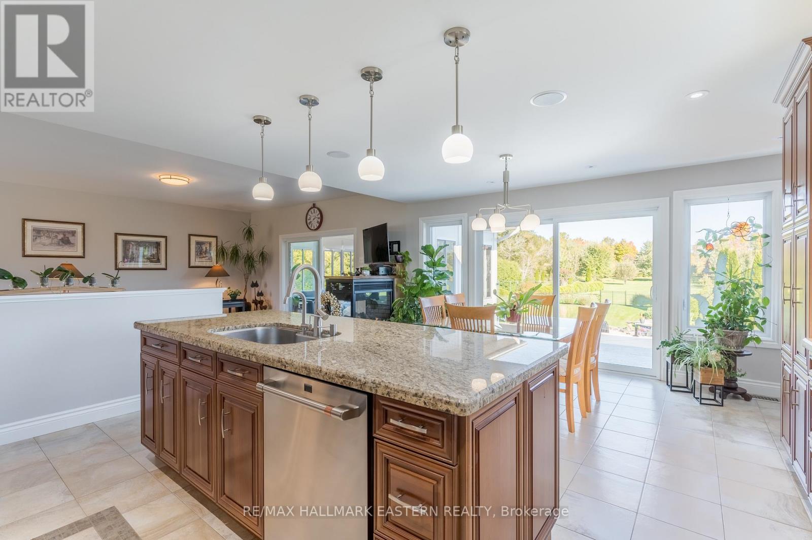 1265 Floods Drive, Selwyn, Ontario  K0L 1T0 - Photo 14 - X12181527