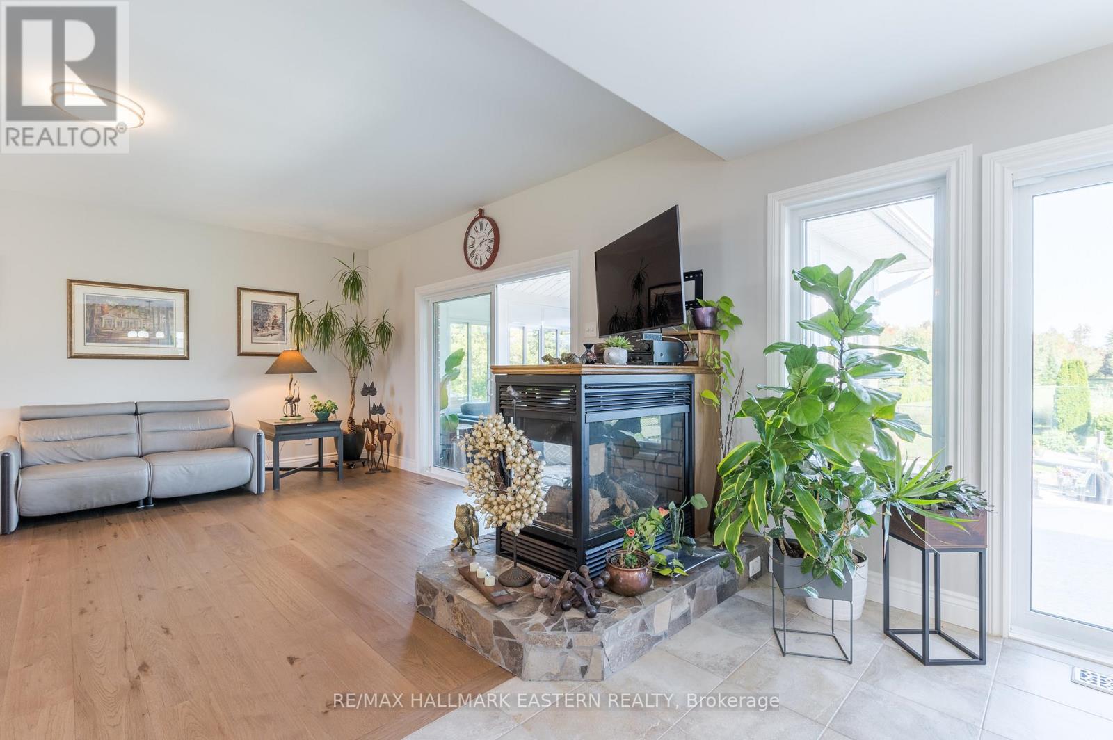 1265 Floods Drive, Selwyn, Ontario  K0L 1T0 - Photo 8 - X12181527