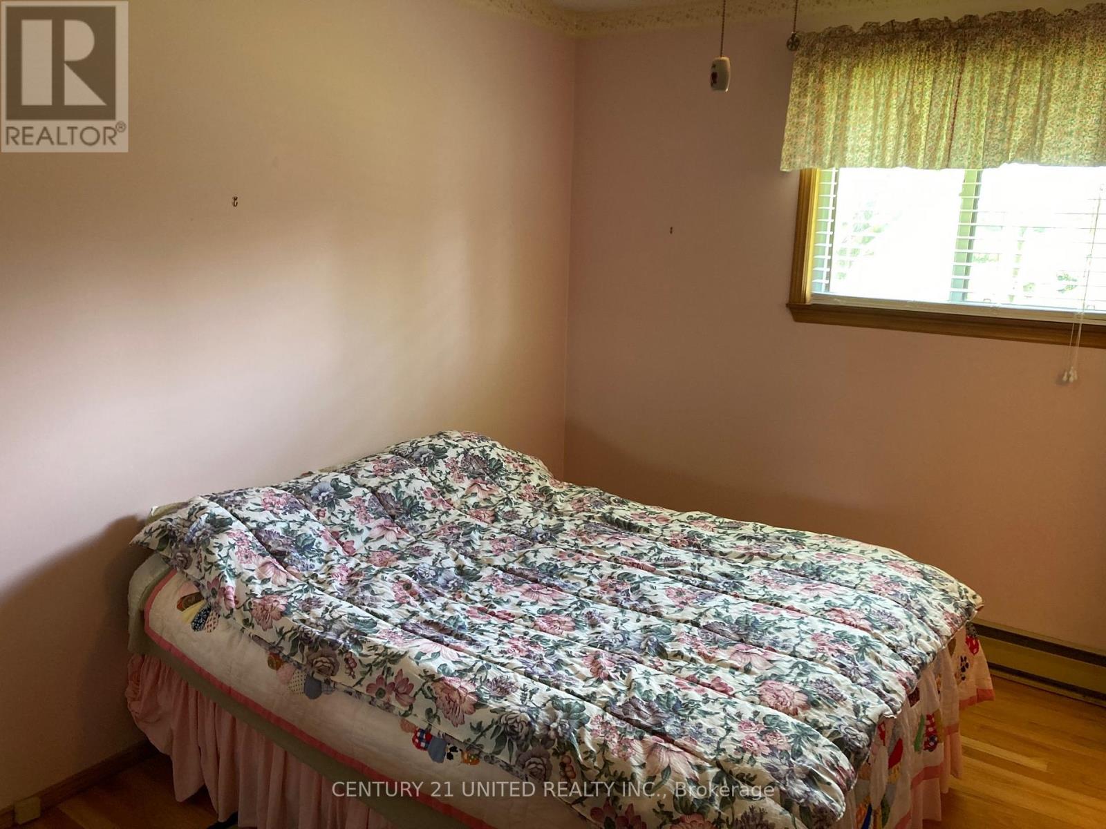 496 Pigeon Lake Road, Kawartha Lakes (Ops), Ontario  K9V 4R3 - Photo 18 - X12181657
